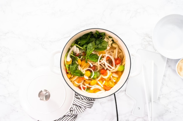 Zupa domowa w garnku